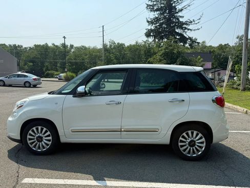 Used 2015 FIAT 500L Lounge FWD image 8