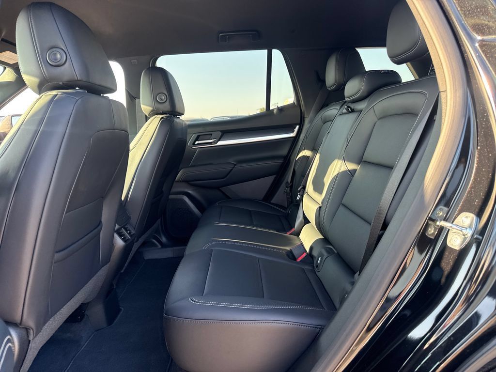 New 2027 GMC Terrain Elevation w/ Elevation Premium Package FWD image 13