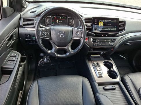 Used 2023 Honda Passport EX-L image 11