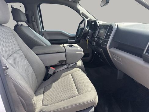 Used 2019 Ford F150 XLT w/ Equipment Group 302A Luxury AWD/4WD image 14