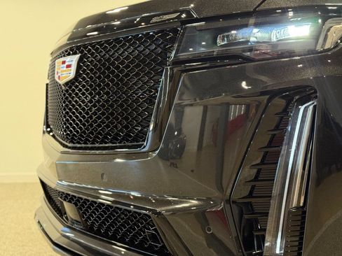 Used 2024 Cadillac Escalade V w/ Heavy-Duty Trailer Package AWD/4WD image 4