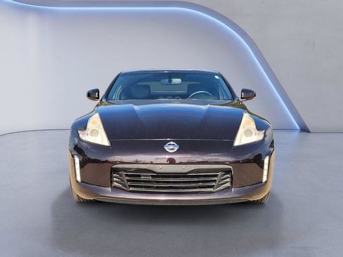 Used 2016 Nissan 370Z Touring RWD image 2
