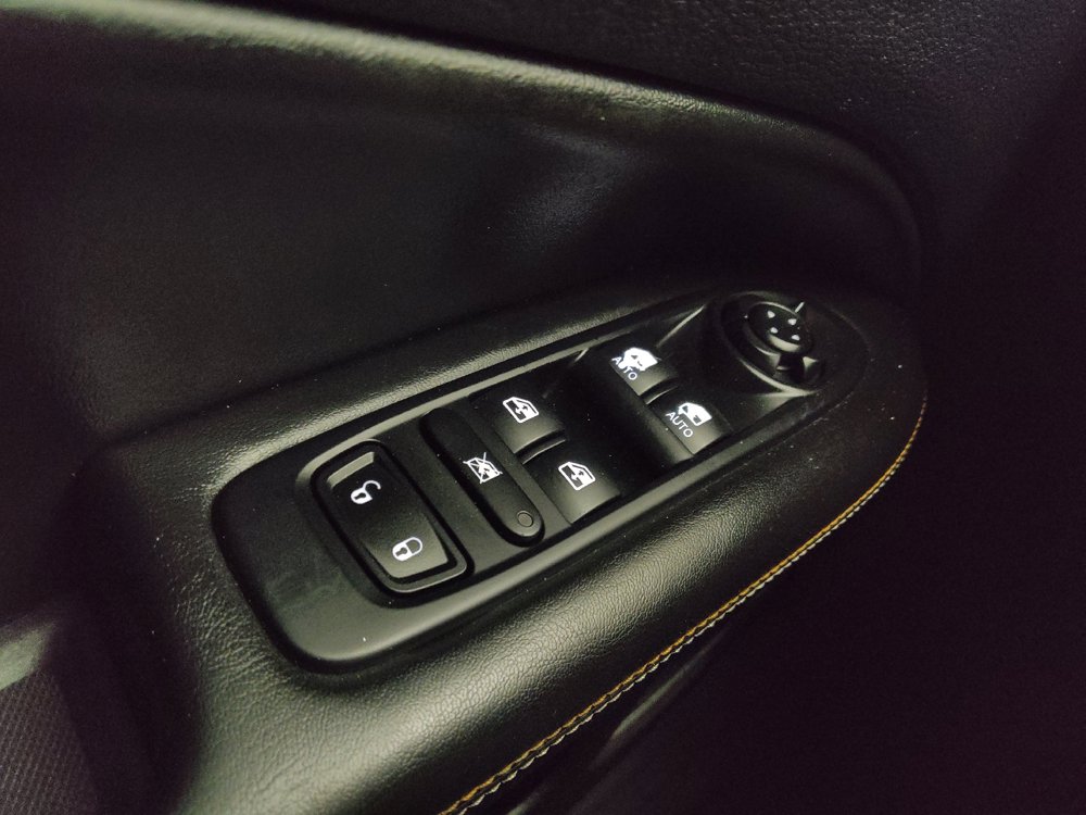 Used 2021 Jeep Compass Sport FWD image 27