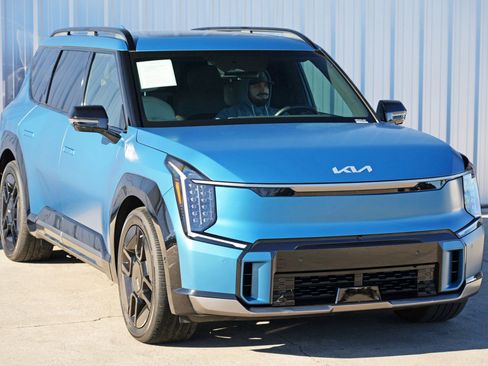 Used 2024 Kia EV9 GT-Line image 57