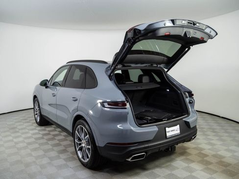New 2026 Porsche Cayenne AWD/4WD image 34
