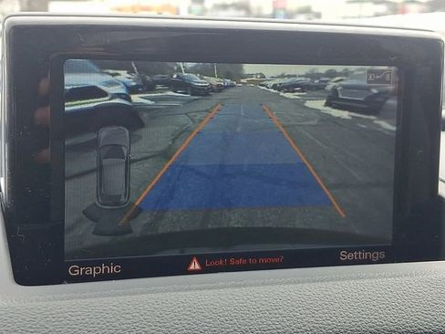 Used 2018 Audi Q3 2.0T Premium Plus w/ Premium Plus Package image 18