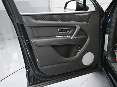 Certified 2020 Bentley Bentayga image 15
