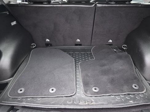 Used 2022 Jeep Compass Latitude w/ Convenience Group image 30