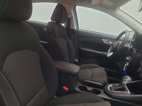 Used 2023 Kia Forte LXS FWD image 21