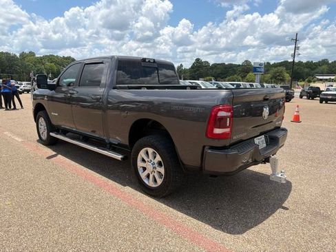 Used 2024 RAM 2500 Laramie w/ Sport Appearance Package AWD/4WD image 17