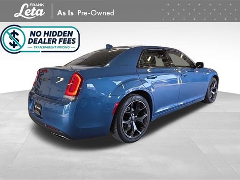 Used 2020 Chrysler 300 Touring w/ Sport Appearance Package RWD image 13