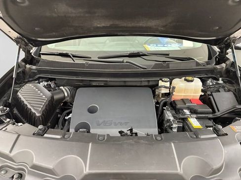 Used 2020 Chevrolet Traverse Premier w/ Redline Edition image 11