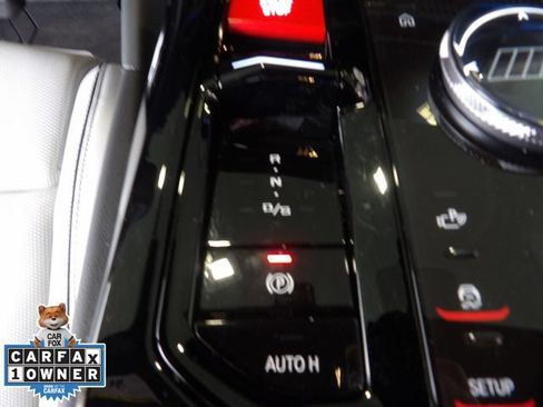 Used 2026 BMW M5 Touring AWD/4WD image 25