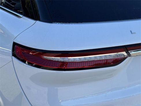 New 2026 Lincoln Corsair Reserve image 11