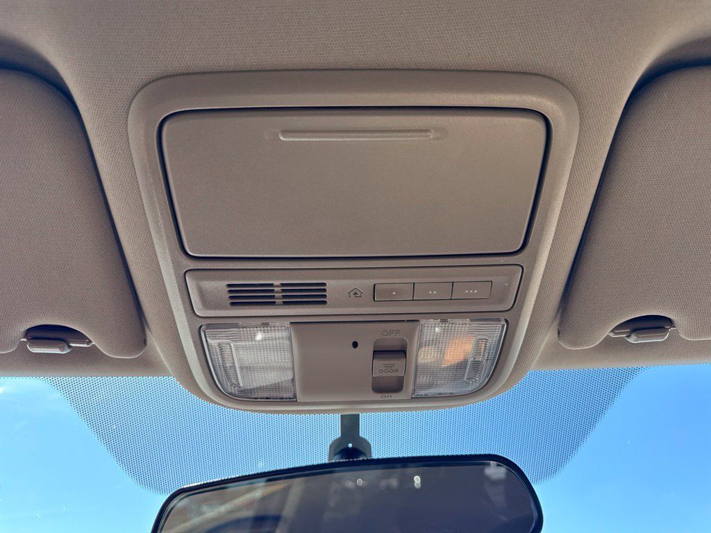 Used 2018 Honda Ridgeline RTL image 9