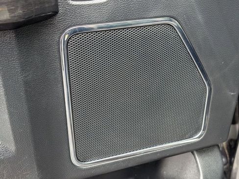 Used 2019 Ford F150 Platinum w/ Equipment Group 701A Luxury image 27