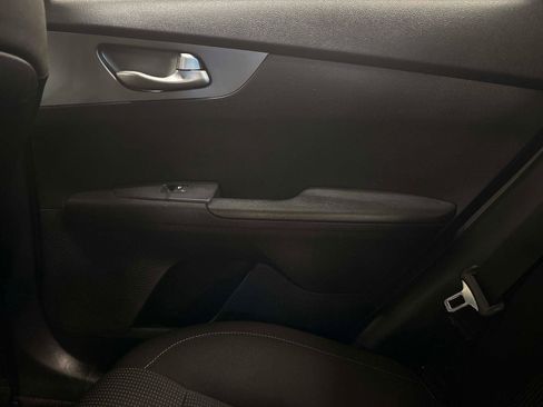 Used 2019 Kia Forte LXS image 15