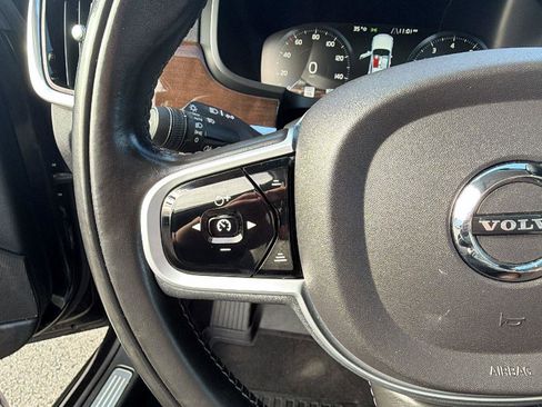 Used 2019 Volvo S90 T6 Momentum w/ Advanced Package image 14