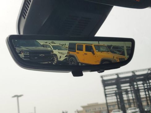 New 2026 Chevrolet Equinox LT image 25