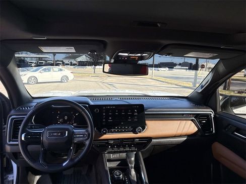 Used 2023 GMC Canyon AT4 w/ Canyon Safety Plus Package image 15