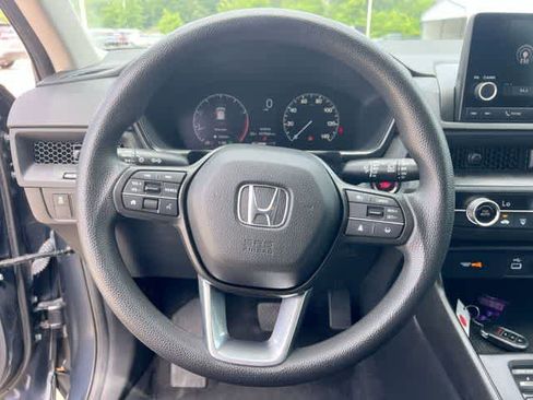 Used 2024 Honda CR-V LX image 17
