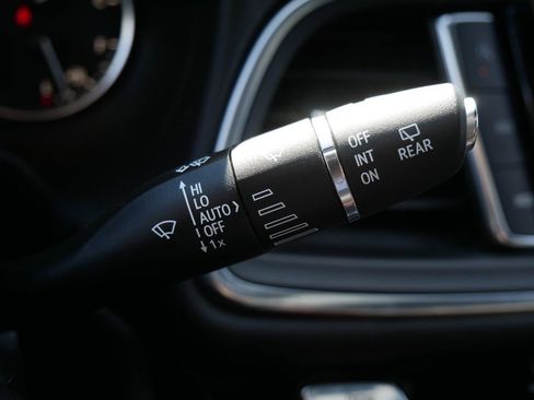 Used 2023 Buick Enclave Avenir w/ Trailering Package, 5000 lbs. image 28