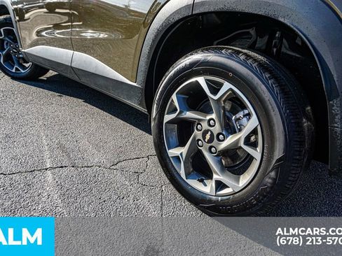 Used 2024 Chevrolet Trax LT image 16