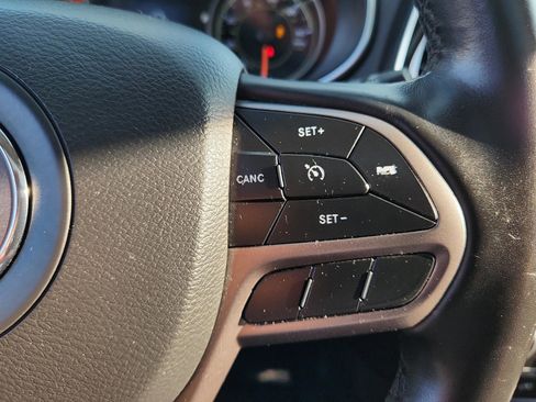 Certified 2019 Jeep Cherokee Limited image 21