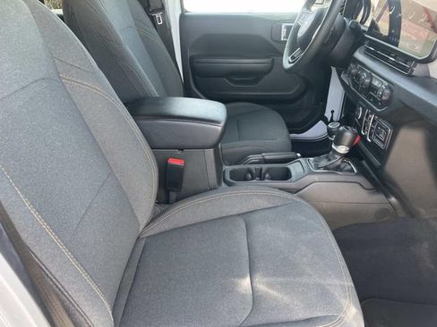 Used 2024 Jeep Wrangler Unlimited Sport AWD/4WD image 26
