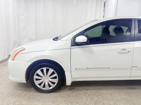 Used 2012 Nissan Sentra 2.0 S w/ Convenience Pkg image 4