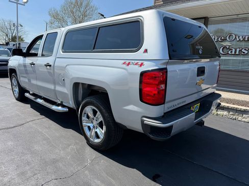 Used 2017 Chevrolet Silverado 1500 Custom w/ Custom Convenience Package image 9