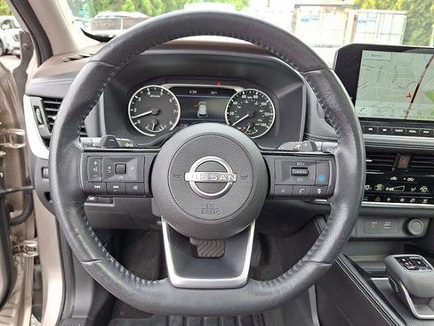 Certified 2023 Nissan Rogue SL w/ SL Premium Package AWD/4WD image 22