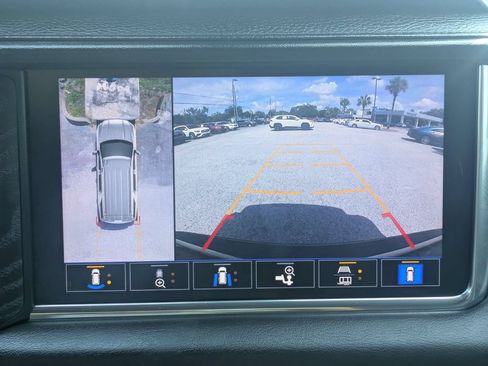 Used 2021 GMC Yukon Denali w/ Denali Premium Package AWD/4WD image 23