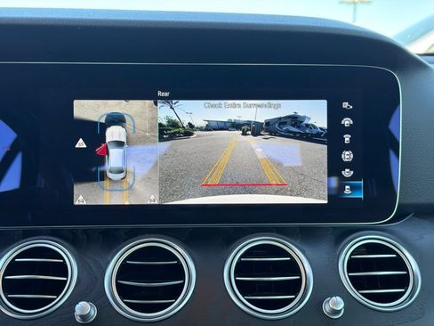 Used 2022 Mercedes-Benz E 350 Sedan image 31