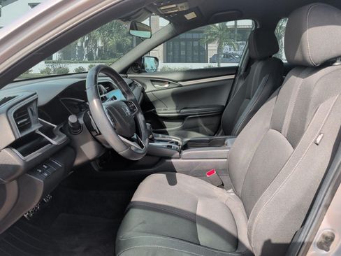 Used 2020 Honda Civic Sport image 11
