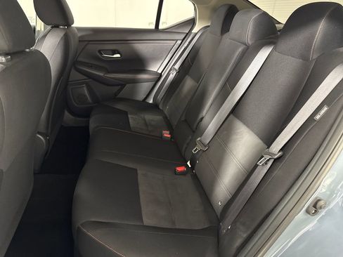 Used 2025 Nissan Sentra SR FWD image 13