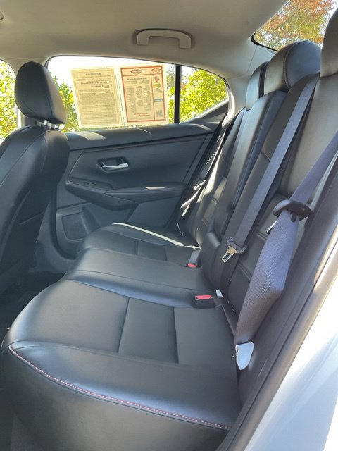 Used 2025 Nissan Sentra SR w/ SR Premium Package FWD image 16