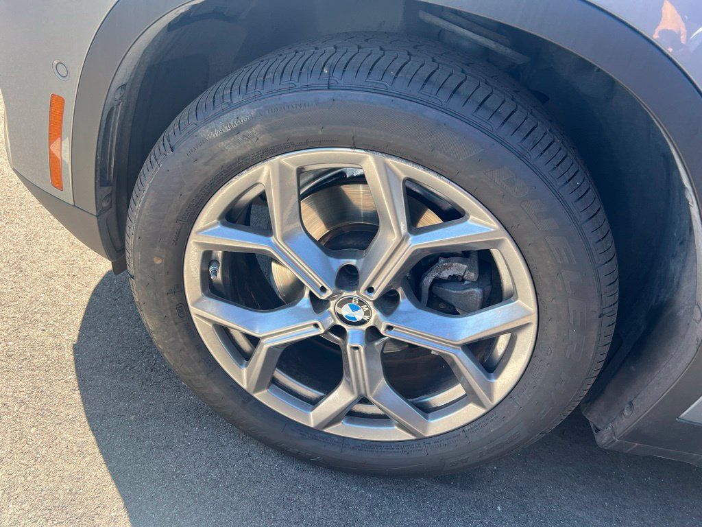Certified 2023 BMW X3 xDrive30i w/ Premium Package w/ZPA AWD/4WD image 10