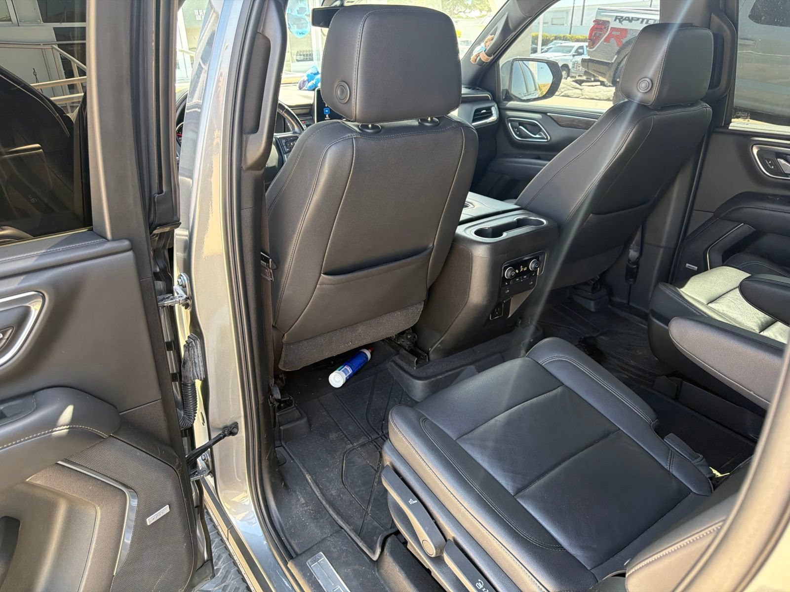 Used 2021 Chevrolet Suburban Z71 w/ Z71 Off-Road Package AWD/4WD image 15