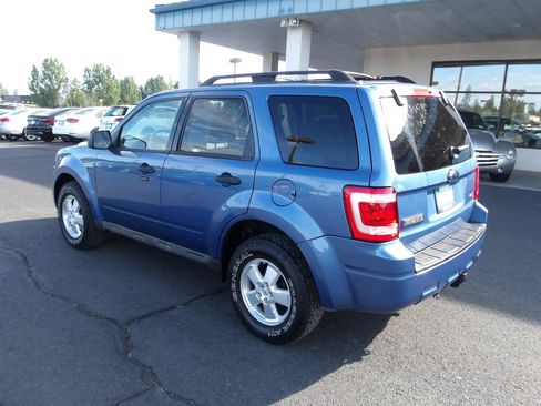 Used 2009 Ford Escape XLT AWD/4WD image 3