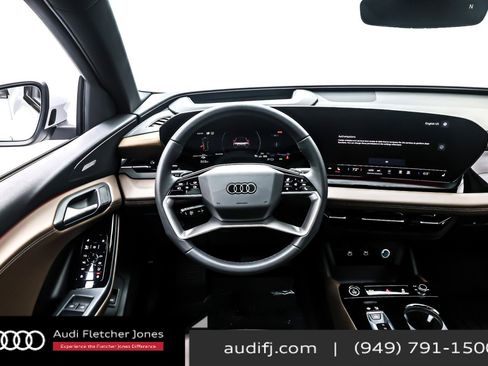Used 2025 Audi Q6 e-tron Premium Plus w/ Premium Plus image 5