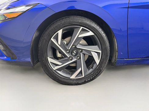 Used 2024 Hyundai Elantra Limited FWD image 31