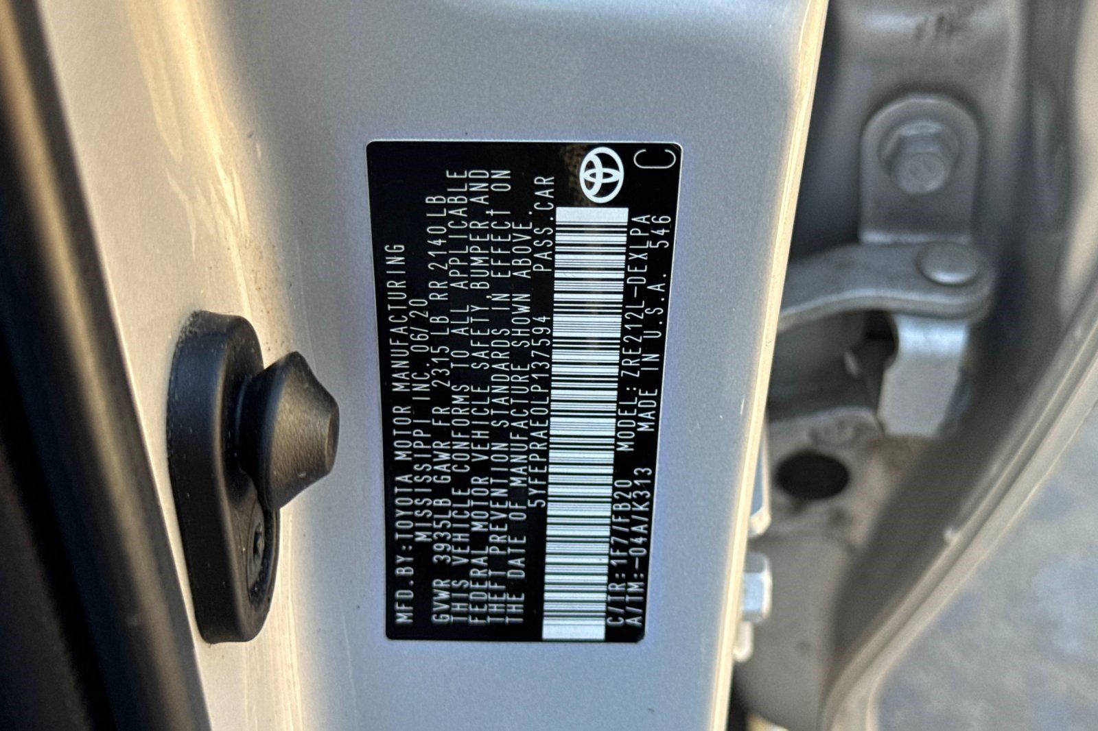 Used 2020 Toyota Corolla LE FWD image 40