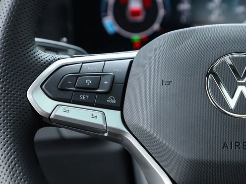 New 2026 Volkswagen Tiguan SE R-Line image 60