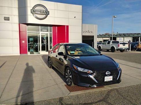 New 2025 Nissan Sentra SV w/ SV Premium Package image 3