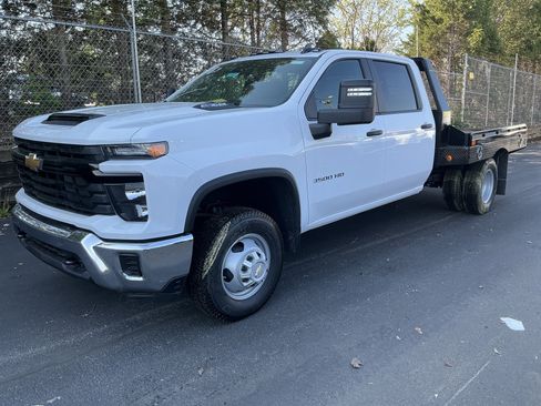 New 2026 Chevrolet Silverado 3500 W/T w/ WT Convenience Package AWD/4WD image 4