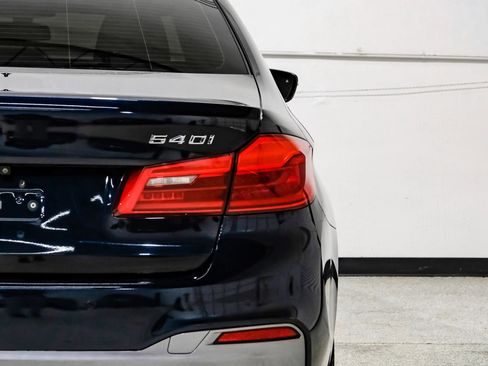 Used 2019 BMW 540i xDrive w/ M Sport Package image 50
