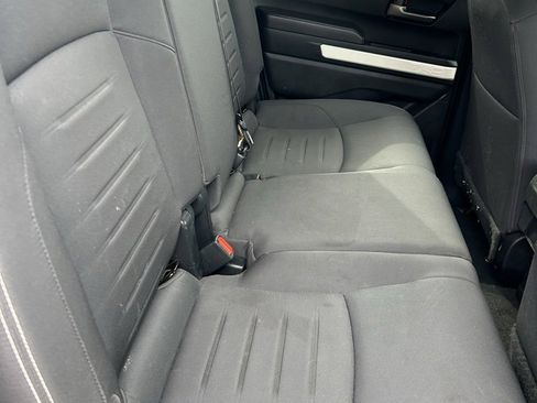 Used 2024 Toyota Tacoma TRD Off-Road image 17