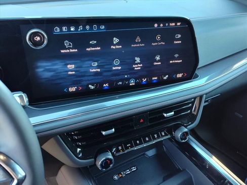 New 2025 Chevrolet Suburban RST w/ Advanced Technology Package image 12