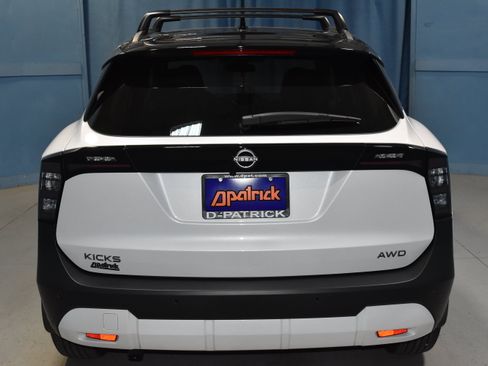 New 2026 Nissan Kicks SV w/ Cold Weather Package AWD/4WD image 23